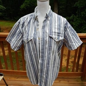 Mens short sleeve shirt